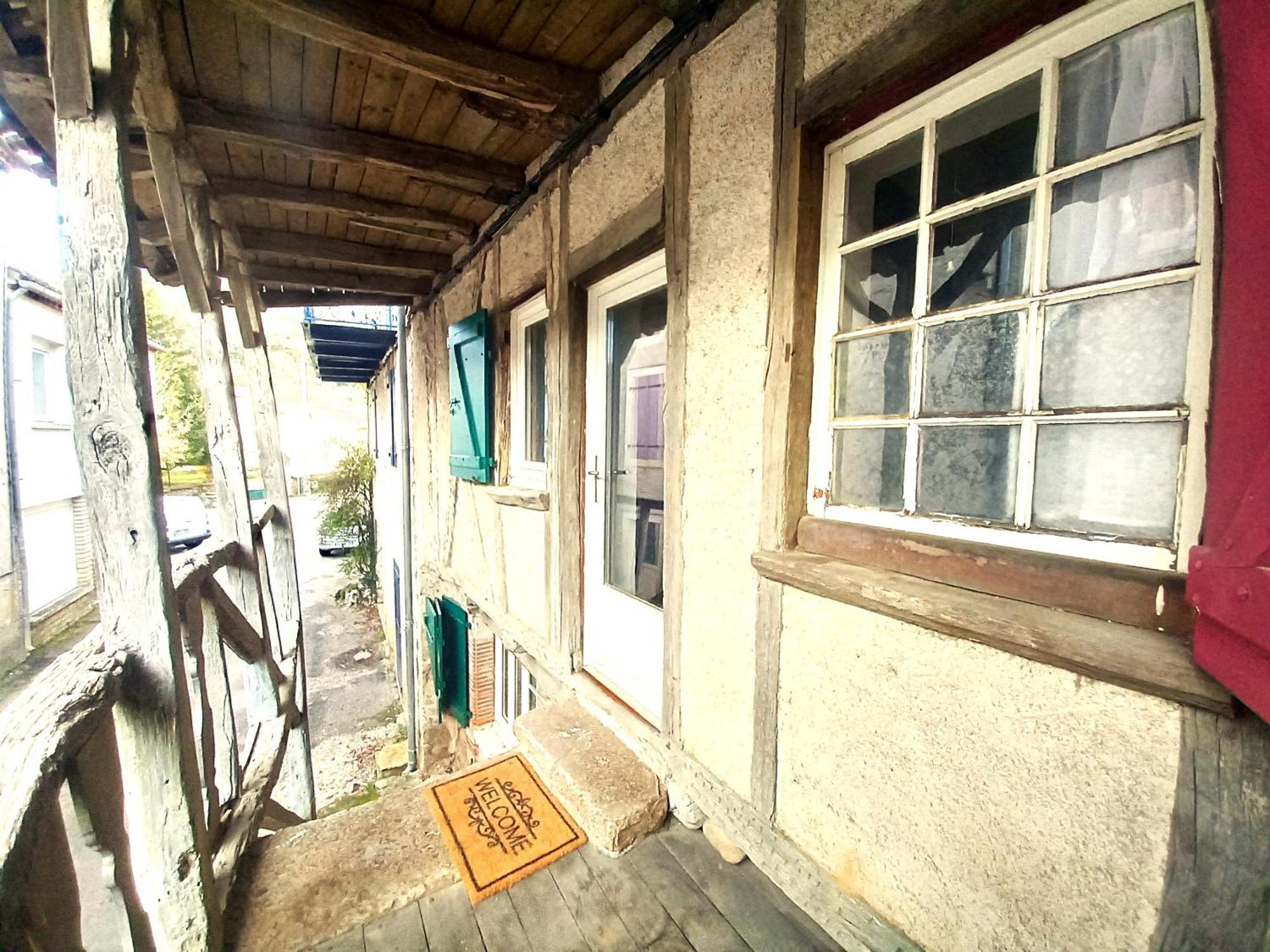 Maison Medievale Avec Jardin Dans Charmant Village Vers  Exterior foto